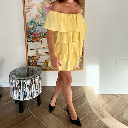 Ruffle dress in yellow