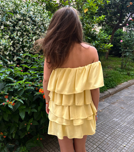 Ruffle dress in yellow